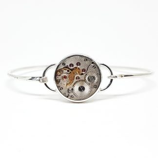 women-silver-bracelet-mechanism
